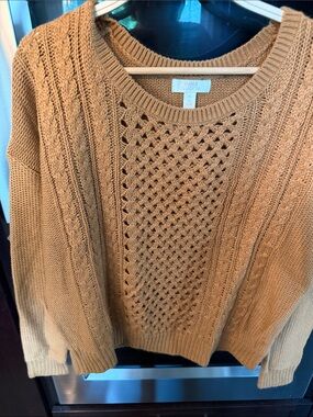 Cable Knit Scoop Neck Sweater in Camel Brown